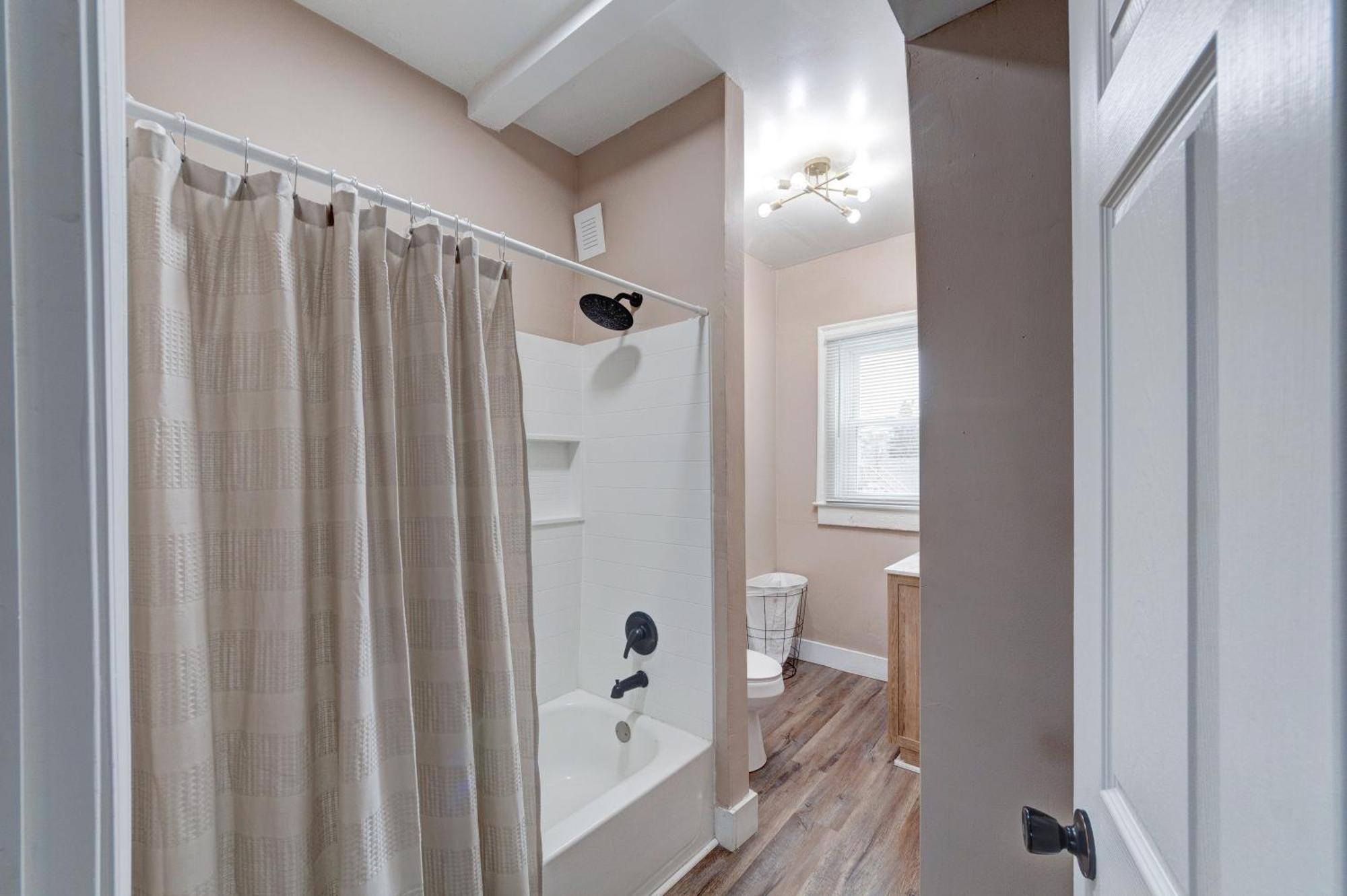Appartement Prime 2Br Gem, Near Convention Hub! à Indianapolis Extérieur photo